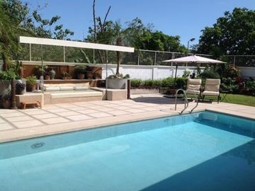 Beverly Hills Subdivision Income Generating Events Place/Resort With Swimming Pool