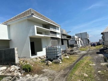 Rumah Modern 1 Lantai di Sidoarjo, Diamond Village Juanda 1