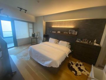 Condo for sale 2BR Arya Residences Tower 2 two bedroom condominium Bonifacio Global City taguig Philippines