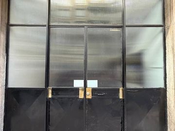 Oficina en venta recibidor, 1 privado y 1 baño en Santiago