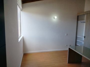 apartamento en arriendo en zuñiga. Cod A9433735