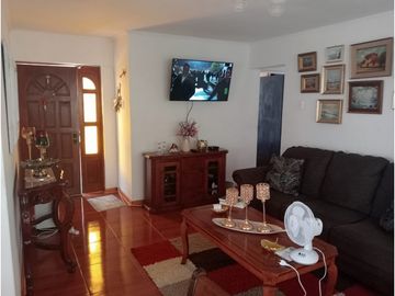 SE VENDE CASA EN VILLA ALEMANA