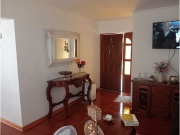 SE VENDE CASA EN VILLA ALEMANA
