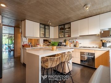 Casa en venta de 4 dorm. en Las Condes