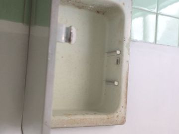EN ZONA DE AGUAS TERMALES PROPIEDAD COMERCIAL