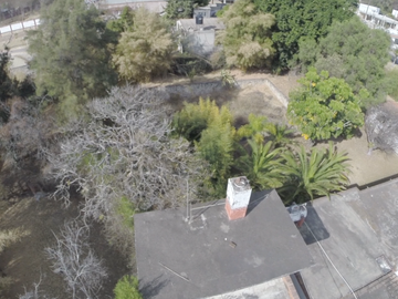 EN ZONA DE AGUAS TERMALES PROPIEDAD COMERCIAL