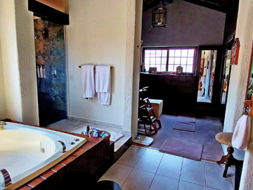 Casa en venta en Lomas de Chapultepec con 985m2 de terreno