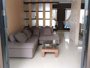 Jual Rumah Mewah Cluster Taman Cemara Kota Harapan Indah Bekasi