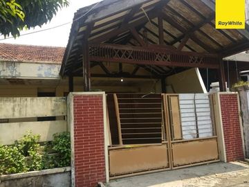 Dijual Rumah Lokasi di Medokan Asri Timur, Surabaya