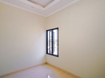 Rumah Siap Huni 14 Menit ke Grand Mall Cimanggis 2 Lt Bisa KPR J-51847