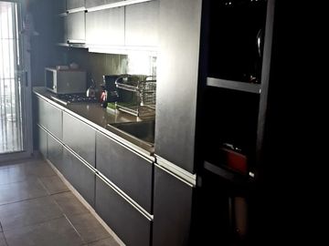 Casa PH en venta en Castelar Norte
