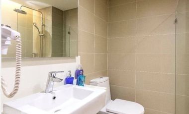 FOR LEASE! Furnished Studio in Serenity Suites, A. Venue Hotel, Makati for Php 30,000 a month