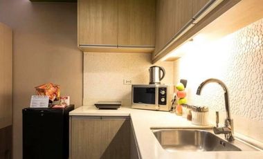 FOR LEASE! Furnished Studio in Serenity Suites, A. Venue Hotel, Makati for Php 30,000 a month