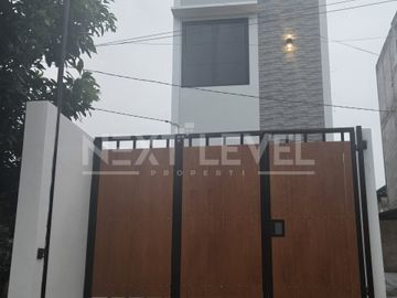 Rumah 2 lantai di jatiasih 600 jt-an Gratis biaya biaya