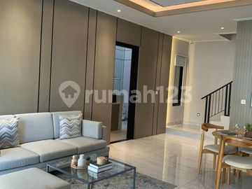 Rumah Pik 2 Villa Pasir Putih Uk 8x12,5 Cilling Tinggi Brand New