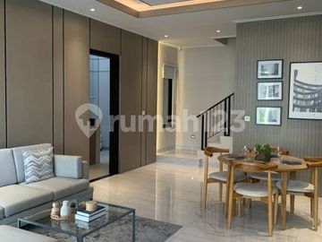 Rumah Pik 2 Villa Pasir Putih Uk 8x12,5 Cilling Tinggi Brand New