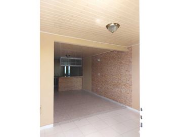 Sea Confiable Vende Casa en Arraijan Los Pinos, Juan Demostenes A.