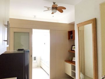 FULLY FURNISHED 1BR UNIT FOR LEASE IN BERKELEY RESIDENCES QUEZON CITY