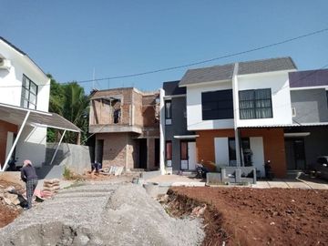Rumah di Cileungsi hijau 2 Km Ke pintu Tol JORR 2 Narogong