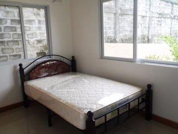 Three Bedroom House for Rent in Hensonville Angeles City Near SM Clark