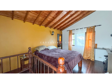 Venta de Casa Campestre Independiente Marinilla