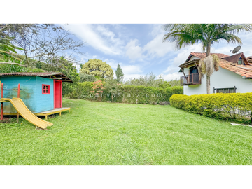 Venta de Casa Campestre Independiente Marinilla