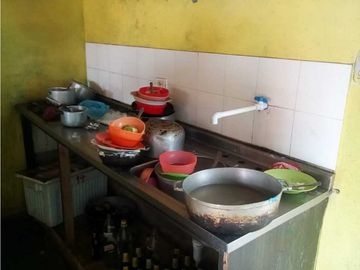 VENTA DE CASA EN EL BARRIO LOS ROBLES, MONTERIA