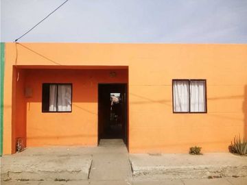 VENTA DE CASA EN EL BARRIO LOS ROBLES, MONTERIA