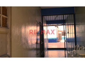 🌟 ¡Oportunidad de Inversión en Chiclayo! 🌟

¿Buscas el lugar perfecto para tu negocio? ¡No busques más! Te presentamos este magnífico local comercia