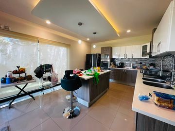 VENTA DE CASA EN ALQUERÍAS