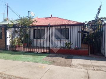Casa en Venta en Monseñor casanueva/via lactea