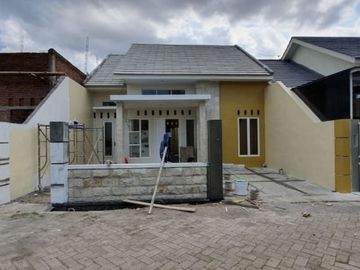 Rumah Minimalis di Jember, Bebas Desain