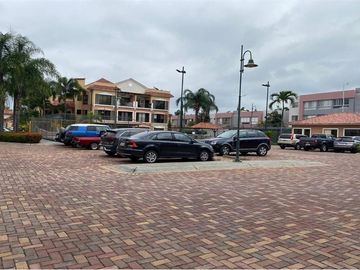 departamento de venta con vista al rio Samborondón