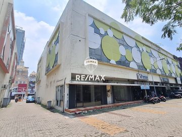WTS – 3 Ruko Gandeng Dot Com Gading Serpong. Harga 10.5 M ( Nett)