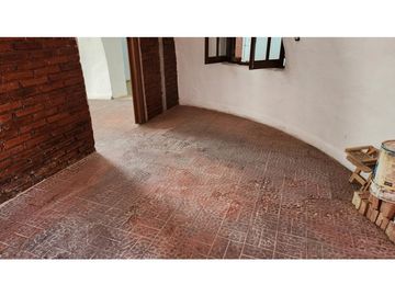 Vendo Casa 2 dor + 2 deptos independientes en Argüello