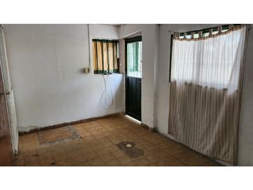 Vendo Casa 2 dor + 2 deptos independientes en Argüello