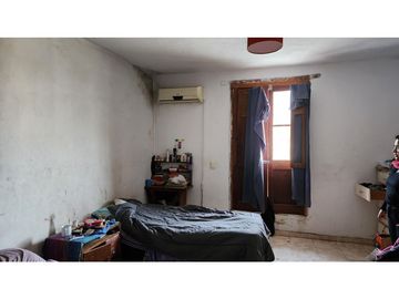 Vendo Casa 2 dor + 2 deptos independientes en Argüello