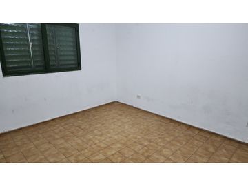 Vendo Casa 2 dor + 2 deptos independientes en Argüello