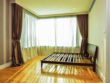 3 Bedroom Condo for sale at Aguston Sukhumvit 22