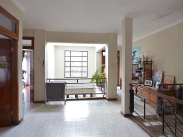 Rumah Bintaro Sektor 4 Lokasi Strategis Tanah Luas
