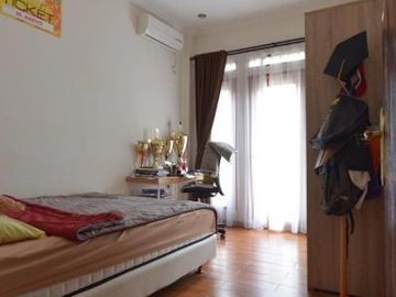 Rumah Bintaro Sektor 4 Lokasi Strategis Tanah Luas