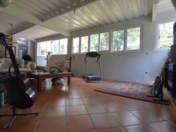 Rumah Bintaro Sektor 4 Lokasi Strategis Tanah Luas