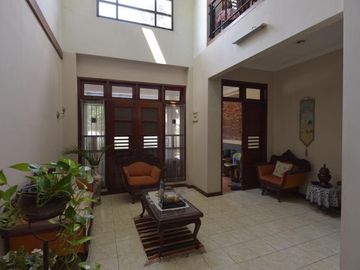 Rumah Bintaro Sektor 4 Lokasi Strategis Tanah Luas
