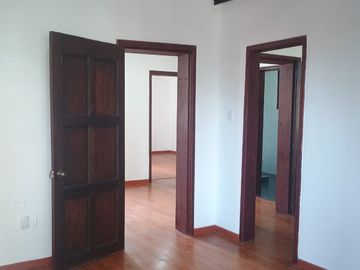 local en arriendo en espartillal. Cod A3793112