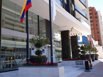 VENTA LOCAL COMERCIAL 200 m2 DUPLEX - SECTOR 6 DICIEMBRE Y ELOY ALFARO.