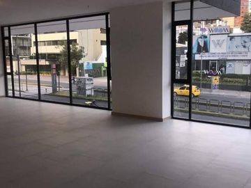 VENTA LOCAL COMERCIAL 200 m2 DUPLEX - SECTOR 6 DICIEMBRE Y ELOY ALFARO.