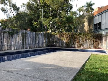 Casa en Condominio en Lomas de Cortes Cuernavaca - ARI-921-Cd