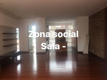 apartamento en arriendo en el nogal. Cod A261155