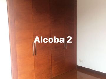apartamento en arriendo en el nogal. Cod A261155