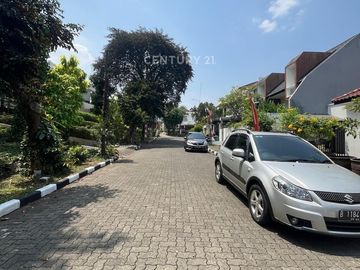 Dijual Rumah Bagus Strategis Siap Huni Di Cinere